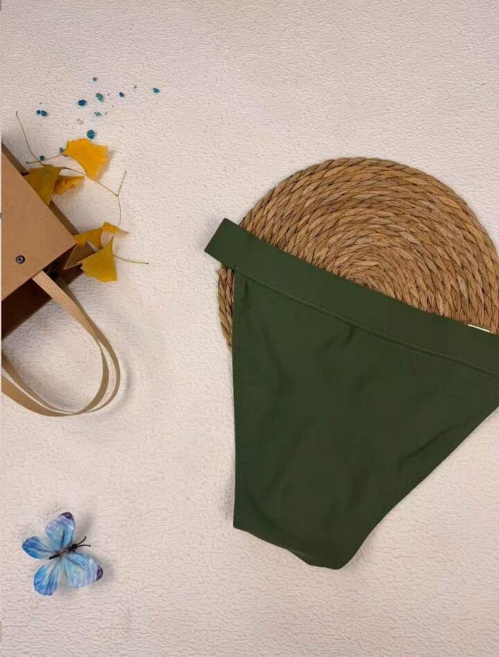 Men's Solid Color Metal Buckle Thong